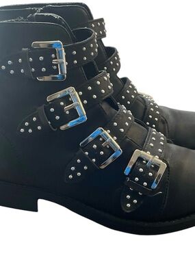 Madden Girl Twisted Studded Combat Boots Black Size 8 | Moto Buckle Grunge